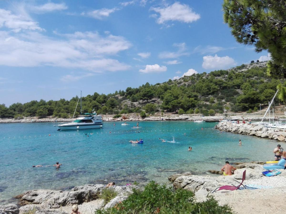Amazing Villa Galeb In Murter Extérieur photo